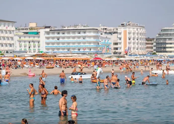 Luxury Penthouse 度假居 *